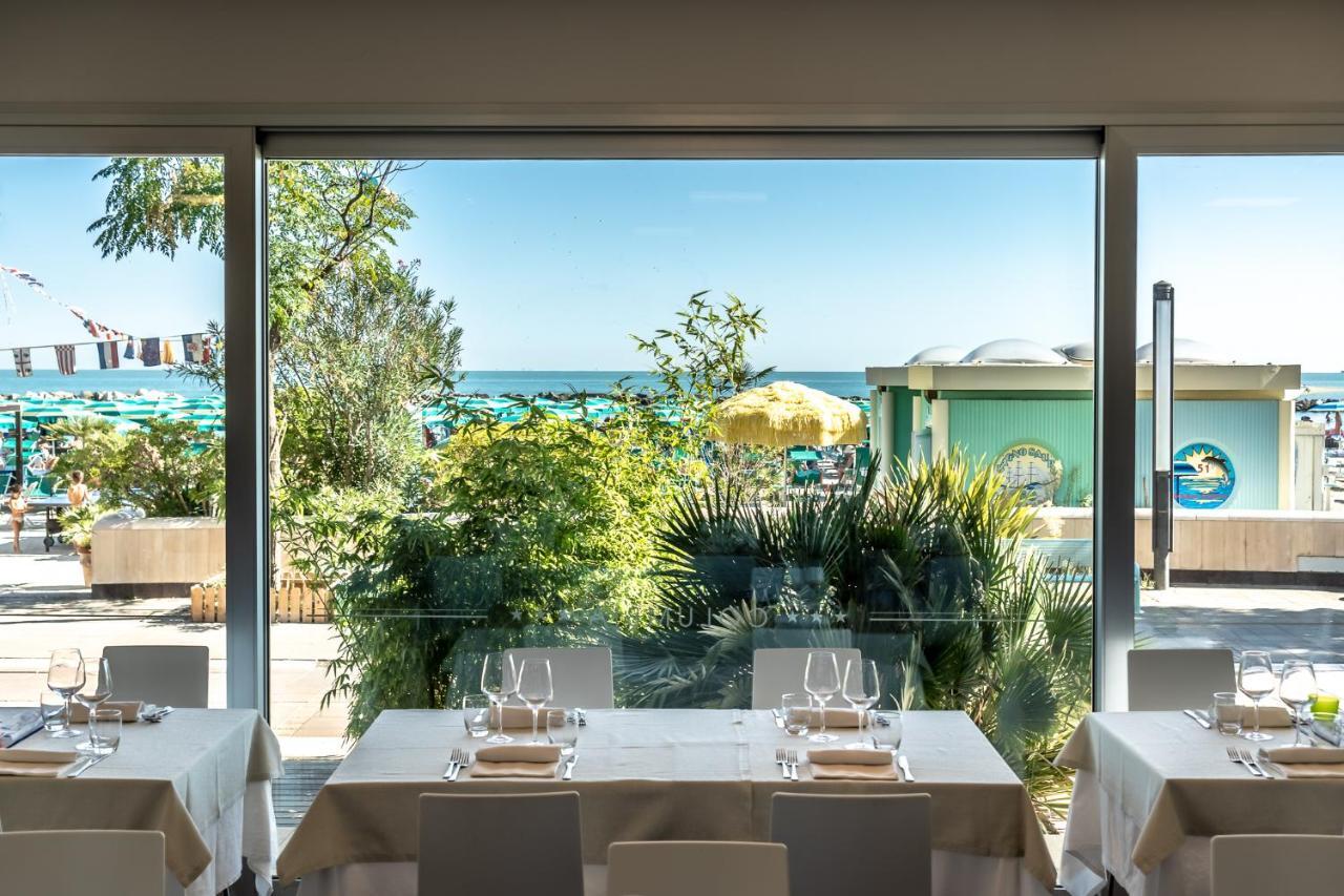 Hotel Columbia Μπελάρια-Ιτζέα Μαρίνα Εξωτερικό φωτογραφία